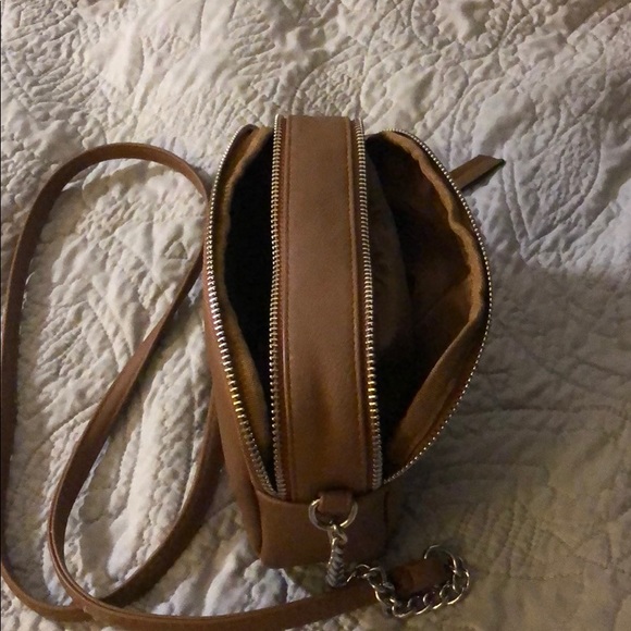 Wild Fable Small Crossbody (small water stain) - Picture 3 of 5